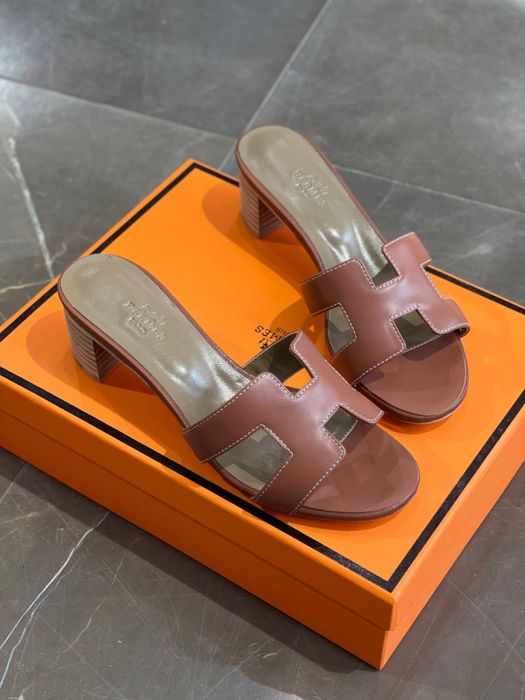 Босоніжки мюлі chanel loro piana