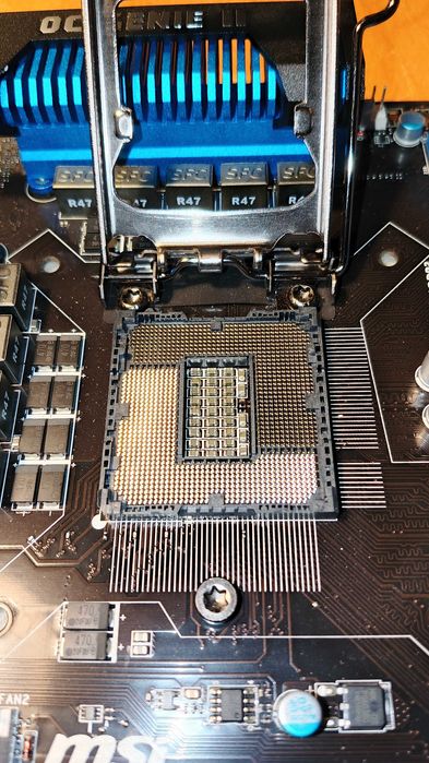 TOP Материнская плата MSI Z77A-GD55 (s1155, Intel Z77, PCI-E 3.0x16)