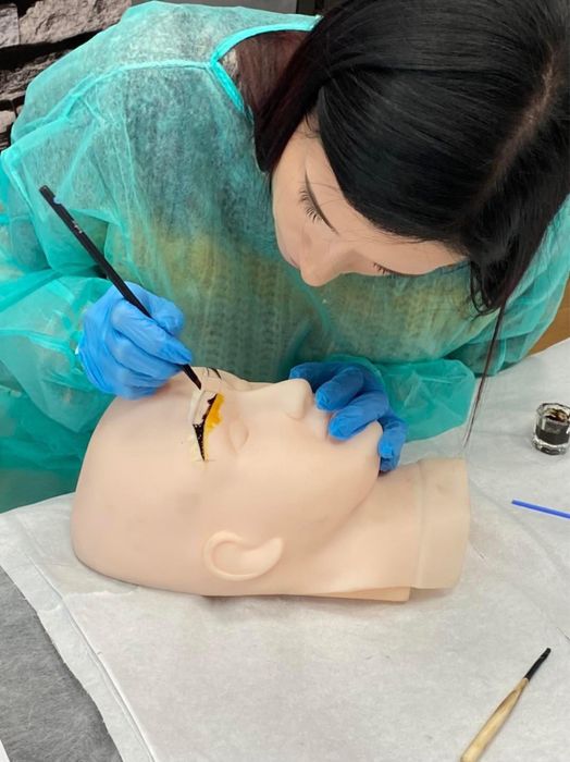 3-miesieczna Szkoła Stylizacji Rzęs i Brwi szkolenia