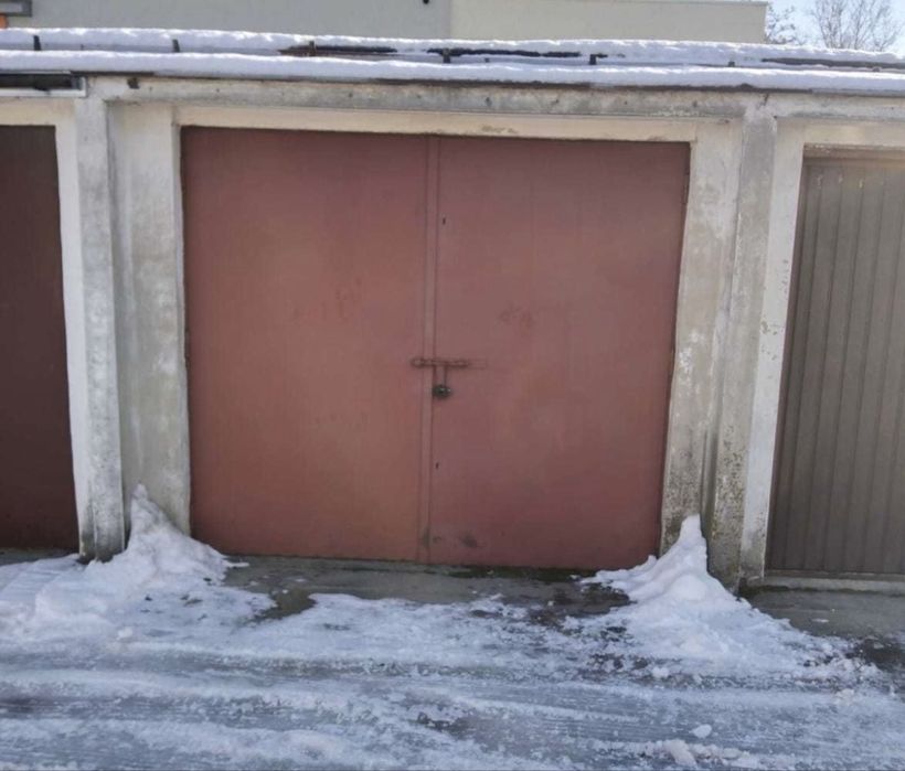 Posiadam garaż do wynajecia na ul Zbrowskiego koło biedronki z prądem