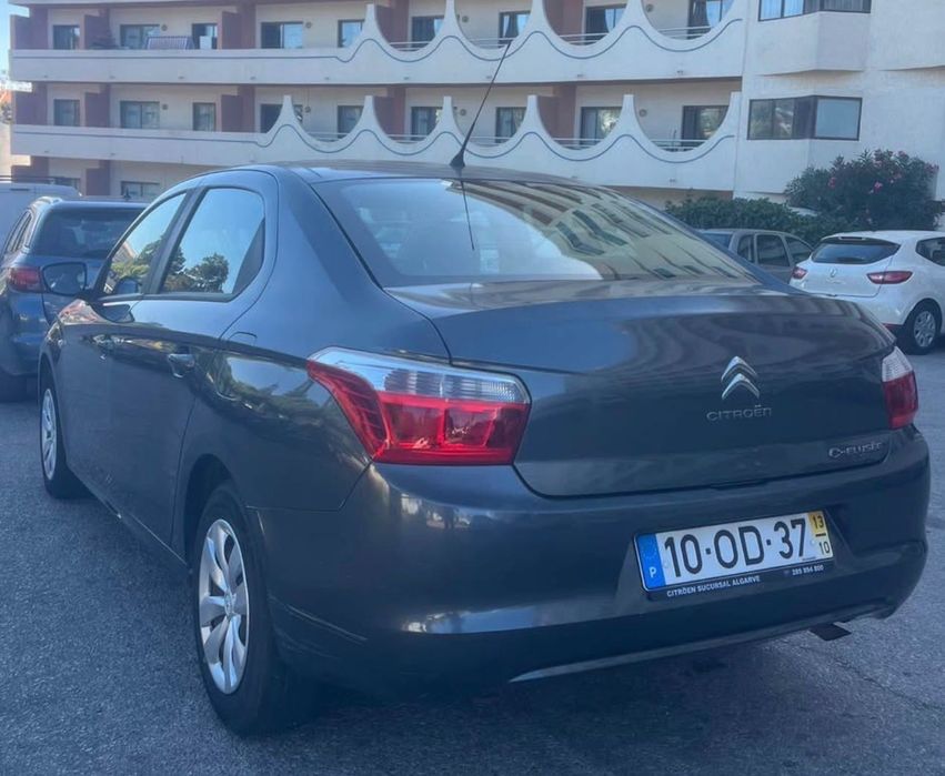Urgente- Citroën C-Elysée 1.2 em bom estado geral