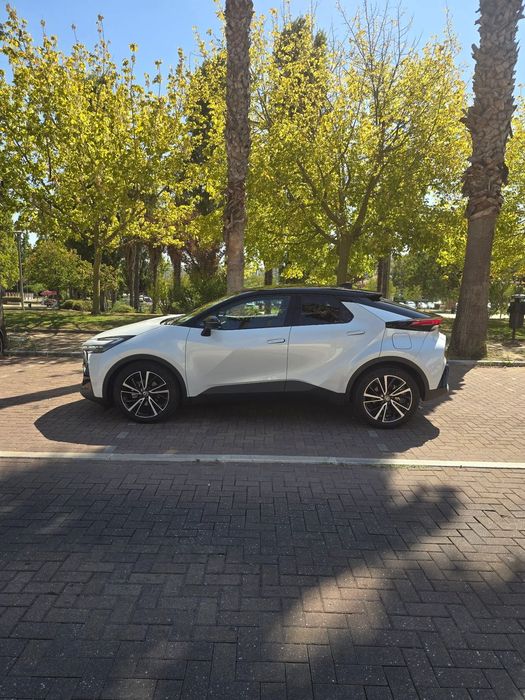 Toyota C-HR 1.8 Hybrid Lounge