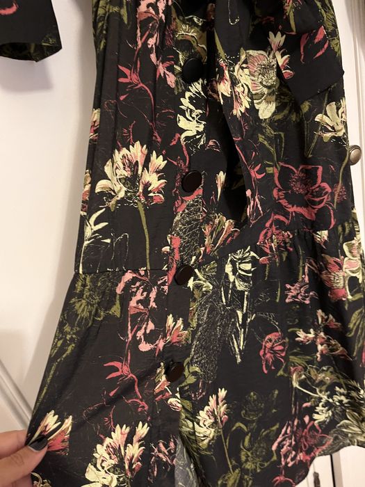 Vestidos Mango e Zara