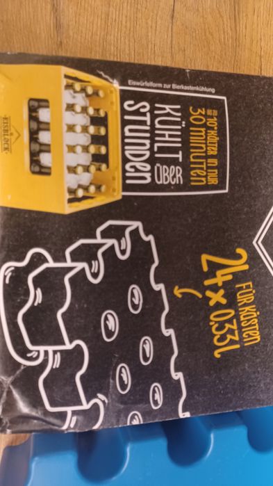 Chłodziarka do skrzynek na piwo 24 x 0,33 l Forma do lodu