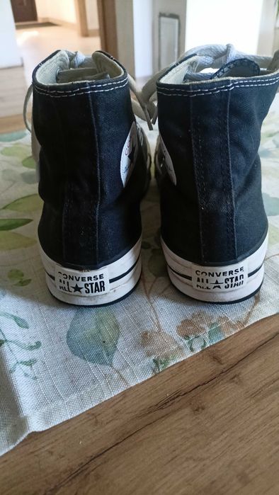 Sprzedam buty Conversy