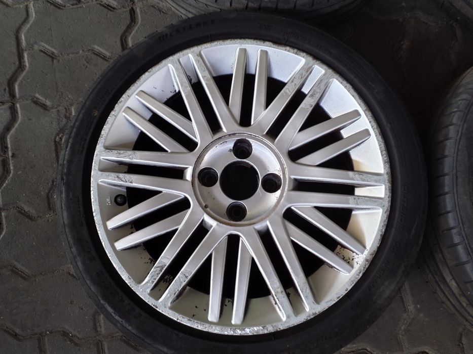 Jantes Lancia R16 Com Pneus 195/45 Furação 4X98