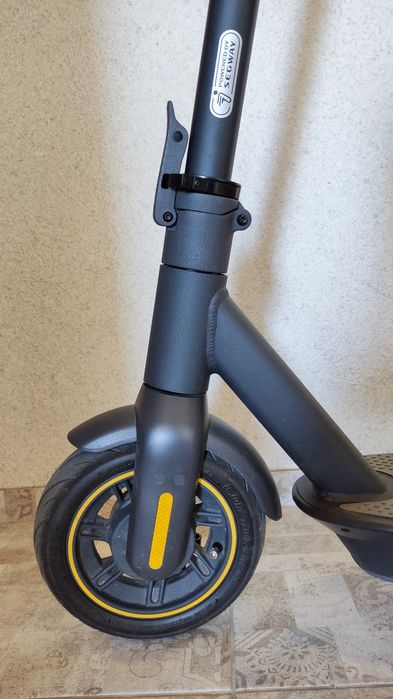 Електросамокат Ninebot KickScooter MAX G30P Black