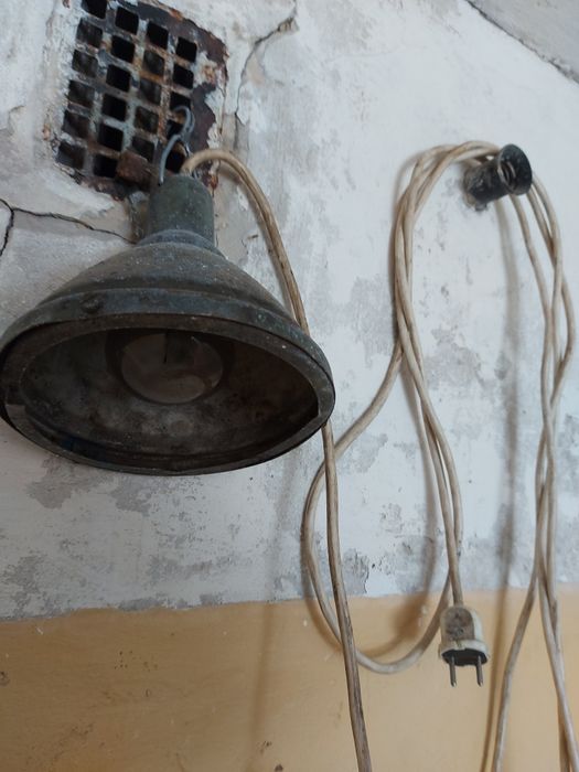 Модна Лампа переносні різної потужності