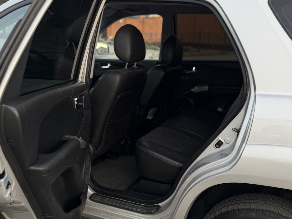 Продам Kia Sportage 4x4