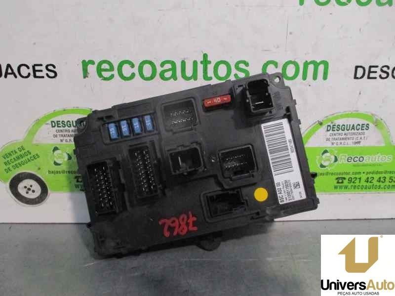 CAIXA RELÉS / FUSÍVEIS PEUGEOT 407 2004 -9655471980