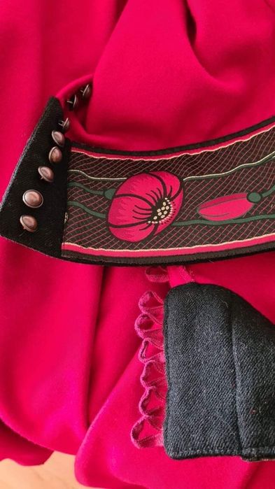 Magnifica saia comprida de lã tradicional russa