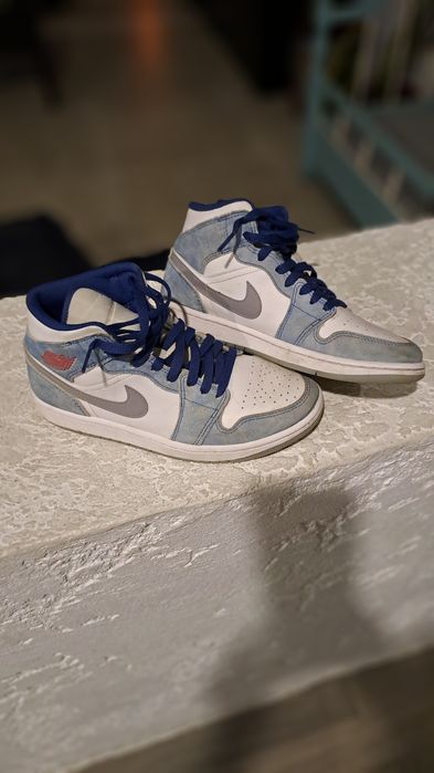 Sapatilhas Nike Air Jorden Mid