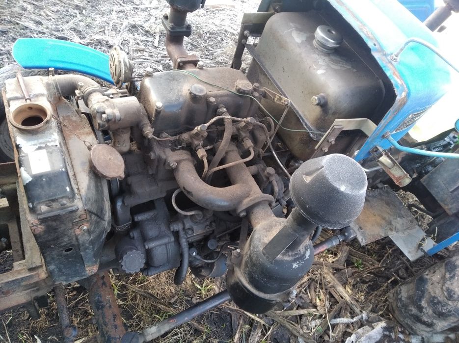 Продам трактор сінтай 220