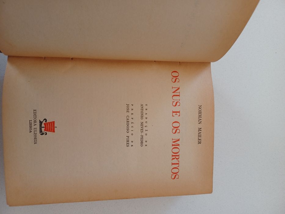 Livro Os Nus e os Mortos - Norman Mailer