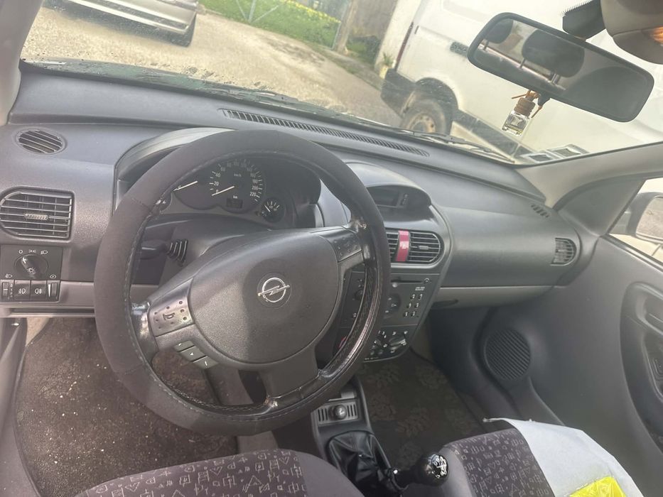 Opel corsa c 1.2 gasolina