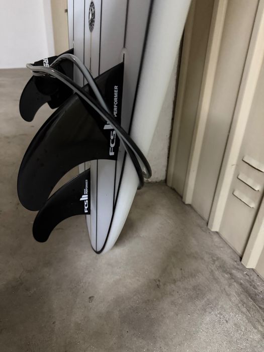 Prancha de surf FrusSurf Hutsa 6'10'' x 22 1/2'' x 3 1/4'' Volumen: 53,9 litros