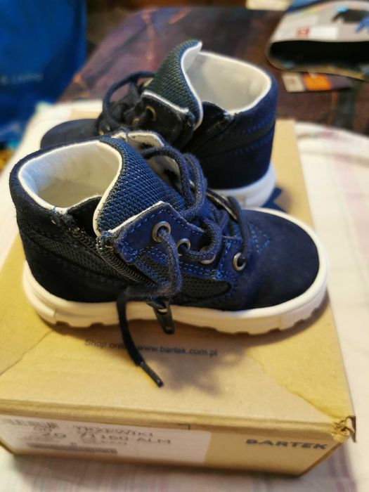 Nowe trzewiki dziecięce Bartek