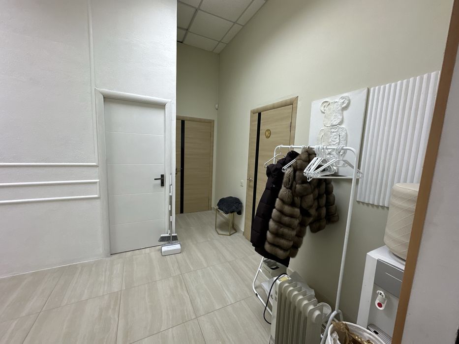 Аренда кабинета косметолога ЦЕНТР с ВОДОЙ /  по мес/на 15 дней в месяц