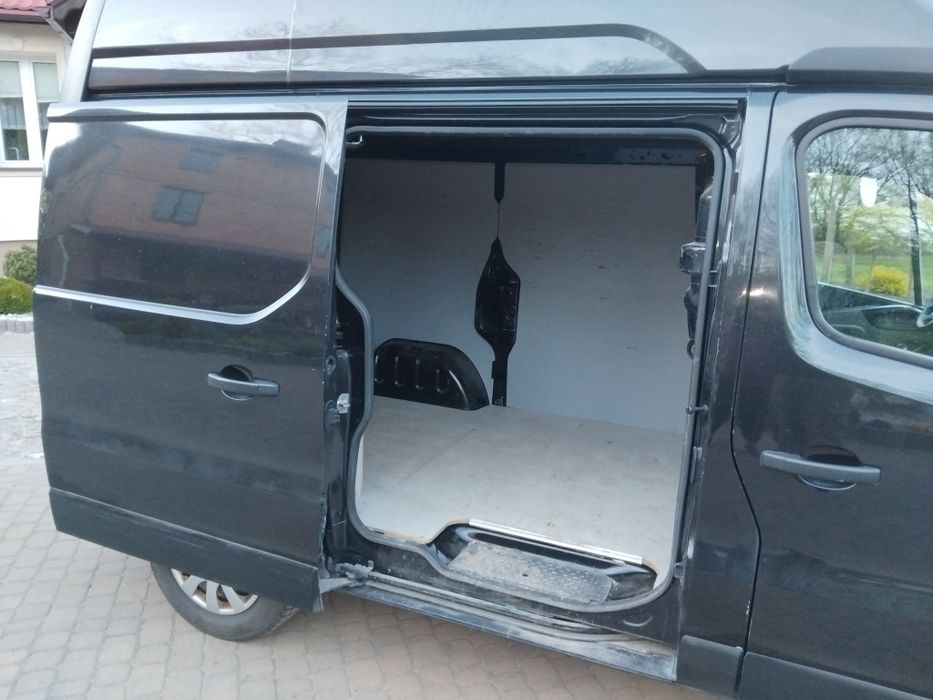 Renault Trafic cena  2019 rok, cena do negocjacji