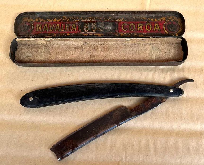 Navalhas da barba antigas obsuletas