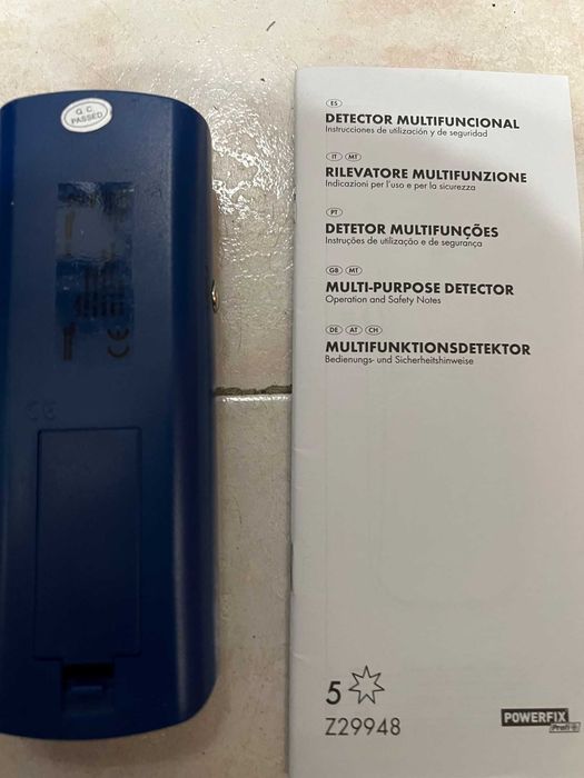 Detetor multifunções (metal + corrente)