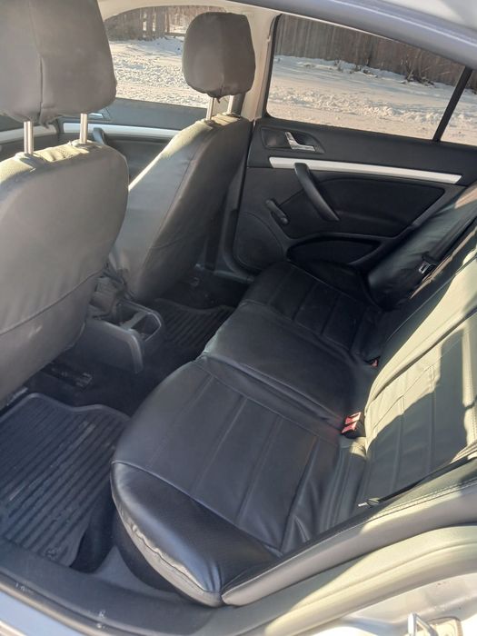 Продам  автомобіль SKODA