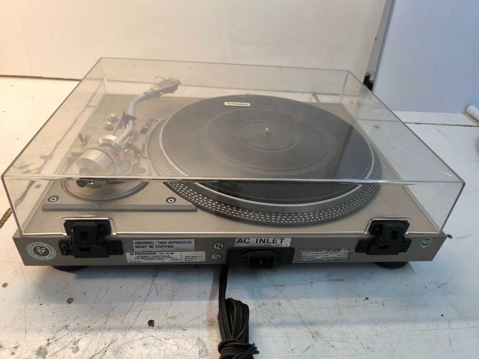 Gira Discos PIONEER PL-516