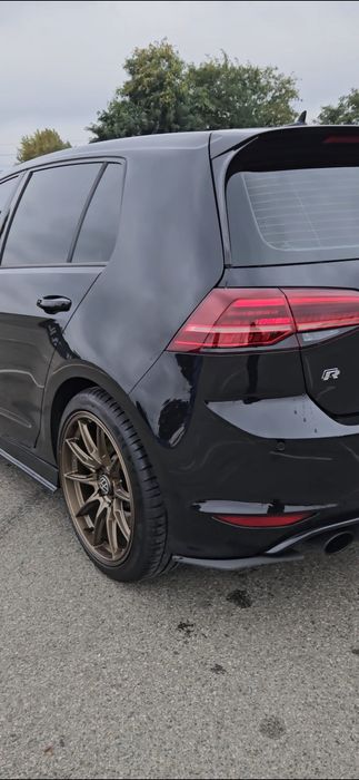 Golf R 2016 год 385 л.с