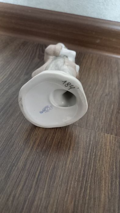 Фарфоровая статуетка ЛФЗ