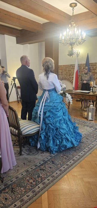 Piękna Suknia ślub bal okolicznościowa