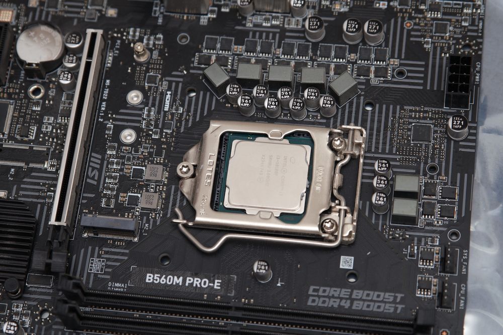 INTEL i3-10100f 3,6 + plyta glowna MSI B560M PRO E