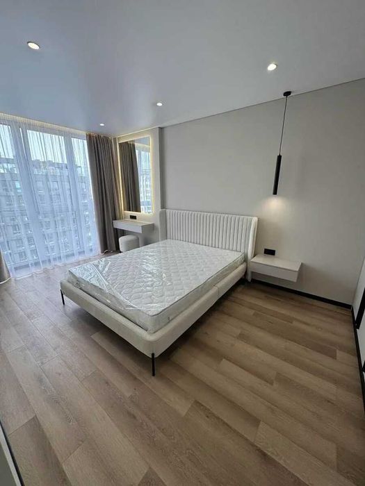 Продаж 1.5 кім квартири з сучасним ремонтом в центрі