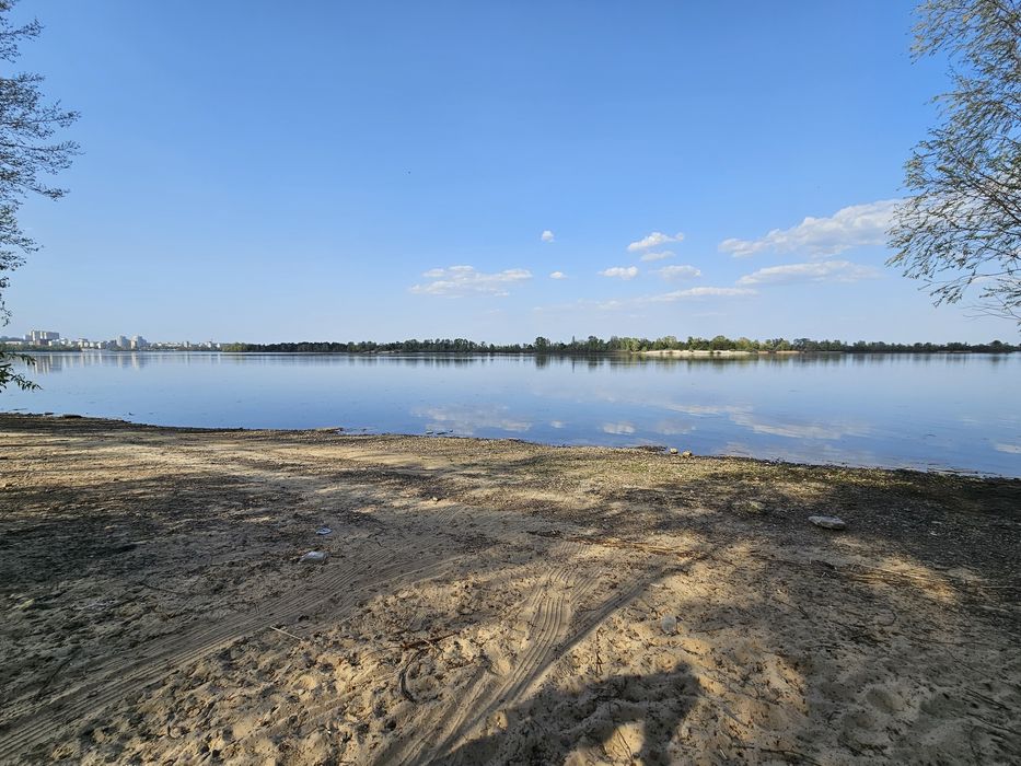 Будинок біля Дніпра. Оболонь