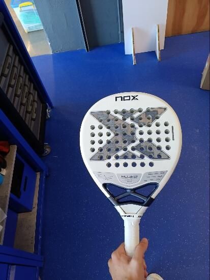 raquete padel nox at10