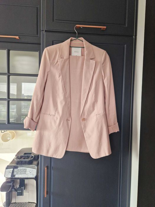 Pastelowy komplet MOHITO marynarka + spodnie XXS/XS