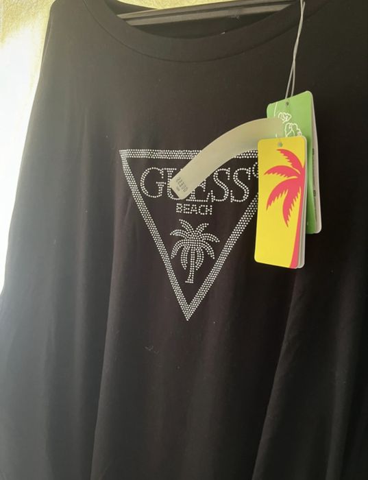 Tshirt Guess L preta com cordão de lado ( dá a xl e xxl )