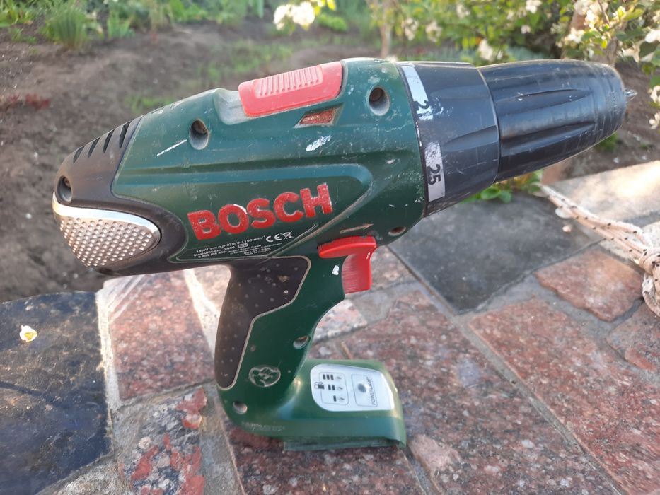 Акамуляторний шуруповерт Bosch