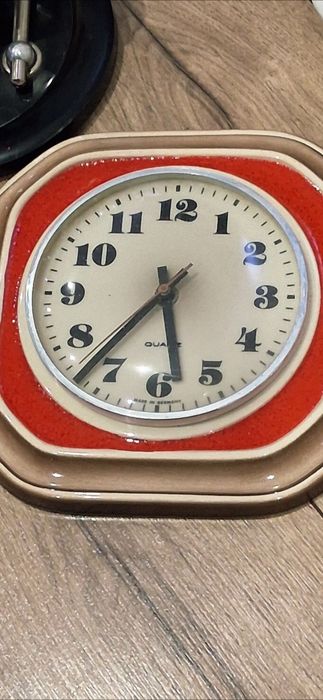 Stare Zegarki z czasów PRL