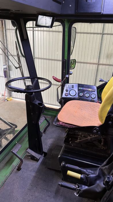 Продам комбайн John Deere 1052