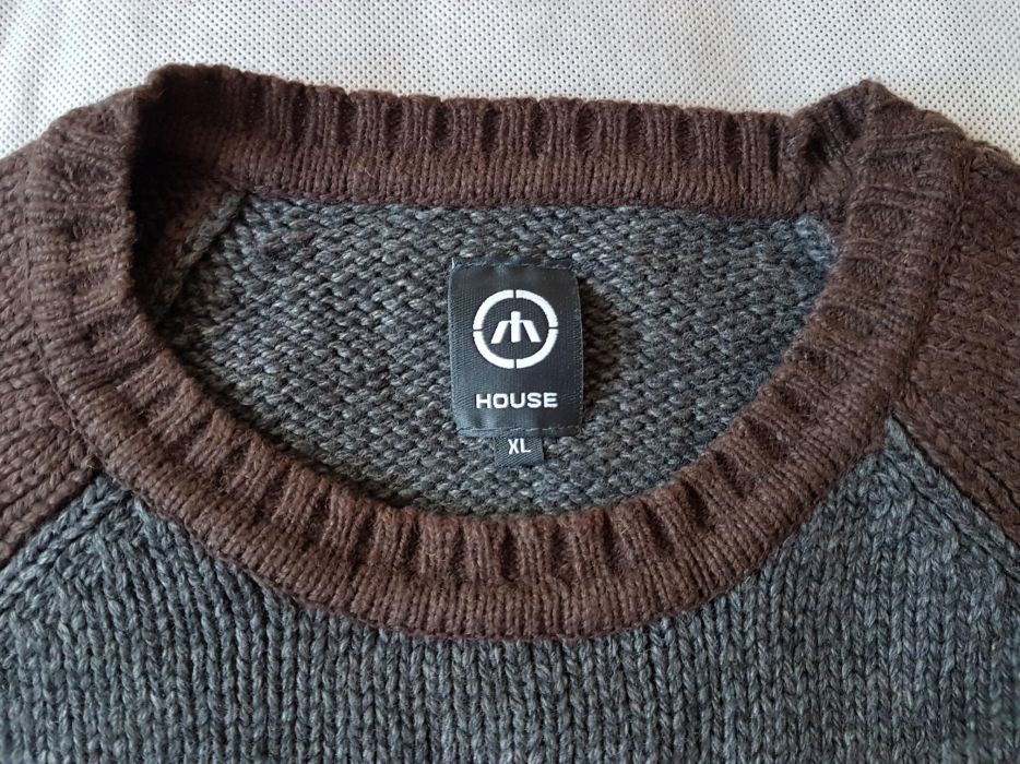 Sweter męski House