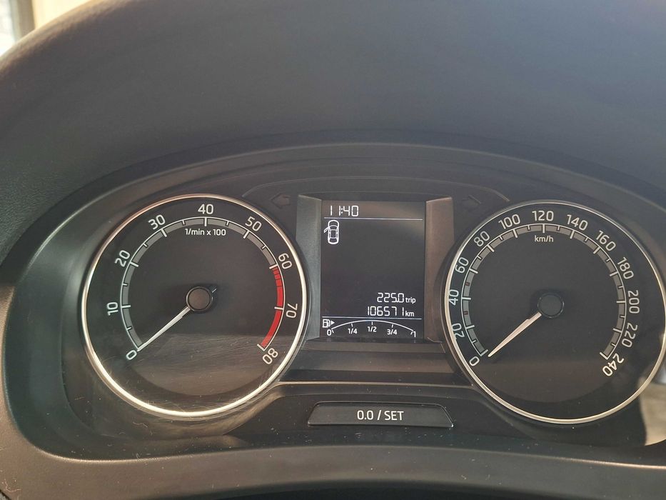 Skodą Rapid 1.0 gaz bdb