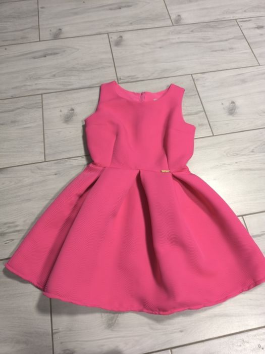 Piękna sukienka imprezowa S