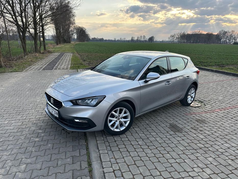 Seat Leon stan idealny, oszczędny silnik, niski przebieg