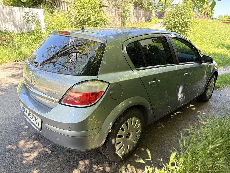 Astra 1.8 АВТОМАТ,не робот!Рідна фарба.