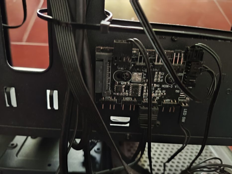Caixa MATX marca Hummer Fusion S