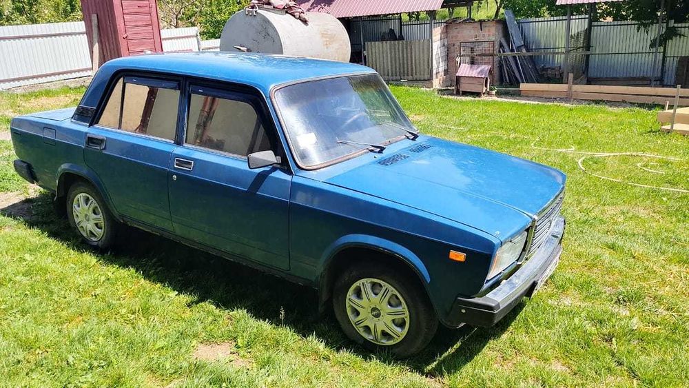 Автомобіль ВАЗ-2107