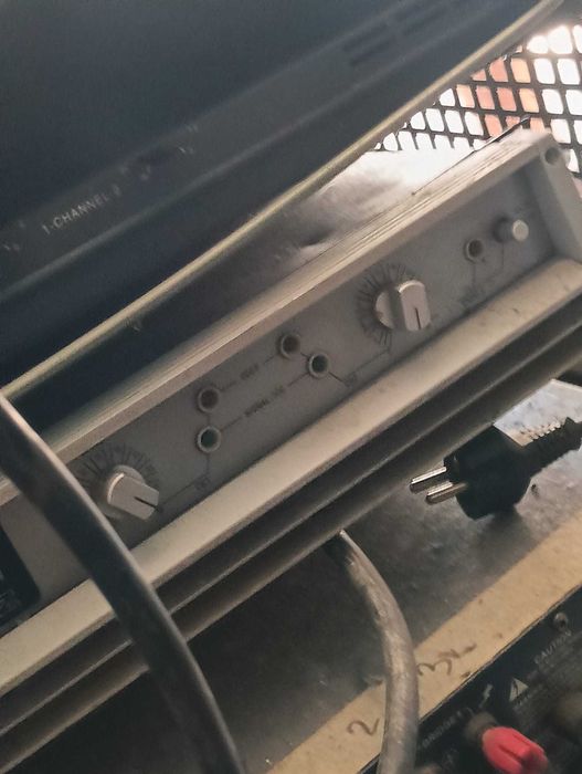 Sistema de som profissional Bose  com 2 subwoffers usado