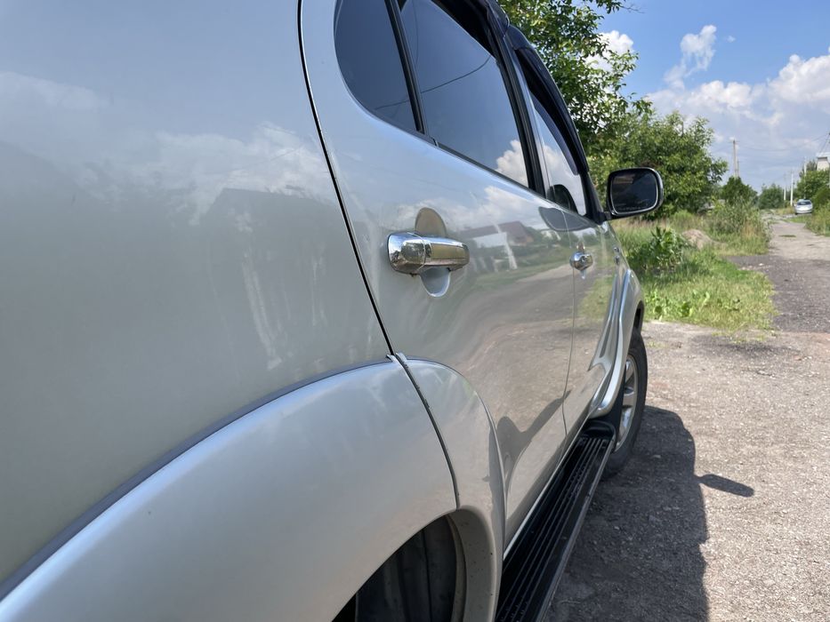 Toyota fortuner