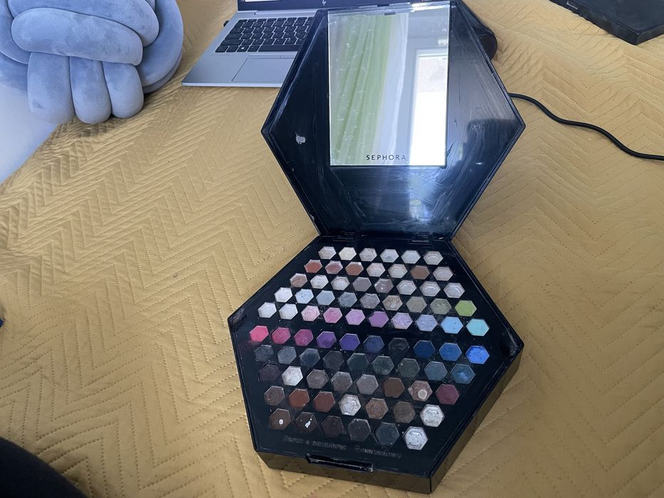 Paleta sephora duzy zestaw z lusterkiem. Cienie, róż, bronzer.