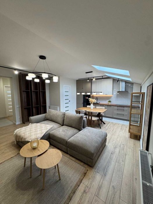 2-кімнатна з ремонтом70м,кв| Центр, Містечко Центральне,  | кухня 25 м²